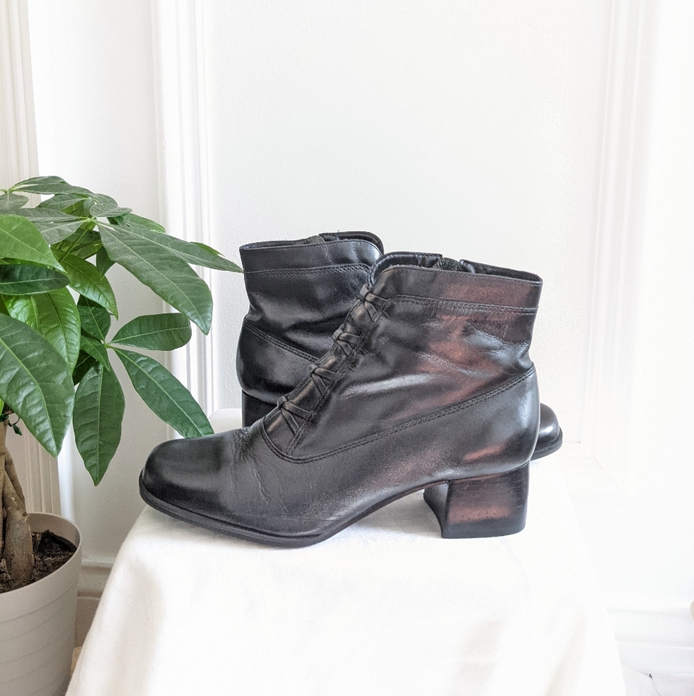 Leather ankle boots by croft & barrow